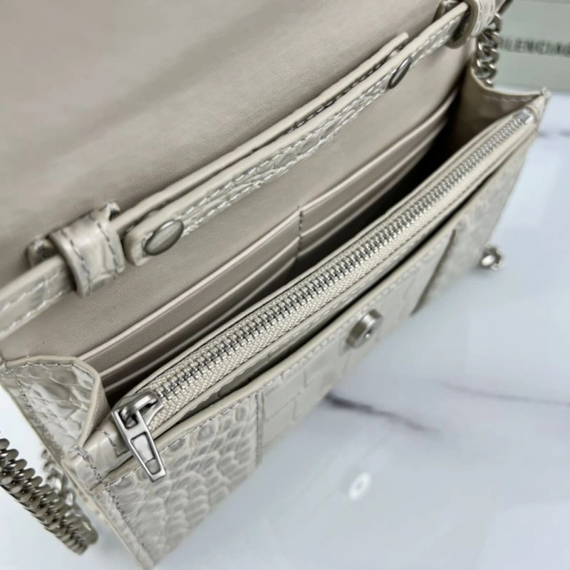 Balenciaga 19cm Hourglass Chain Crossbody Bag with B-Shaped Pull Tab ComfortFit 78643