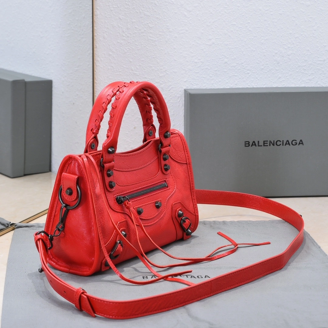 FreshLook Balenciaga 2024  Lie City Motorcycle Bag 61022