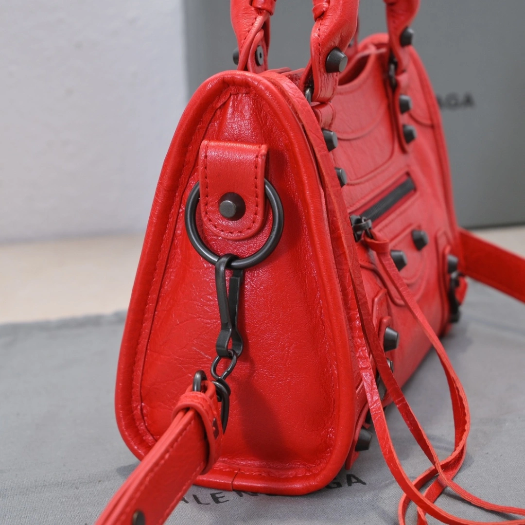 FreshLook Balenciaga 2024  Lie City Motorcycle Bag 61022