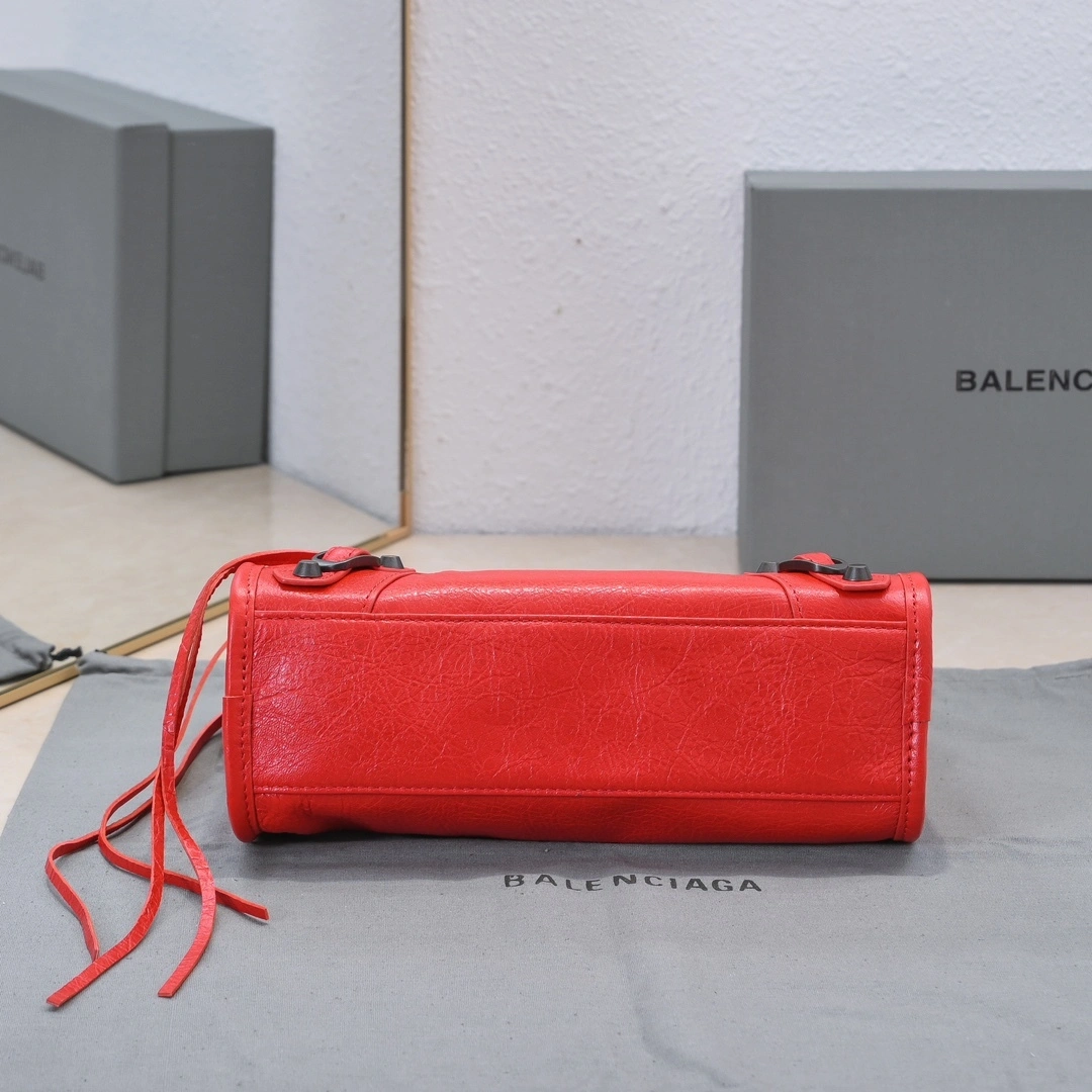 FreshLook Balenciaga 2024  Lie City Motorcycle Bag 61022