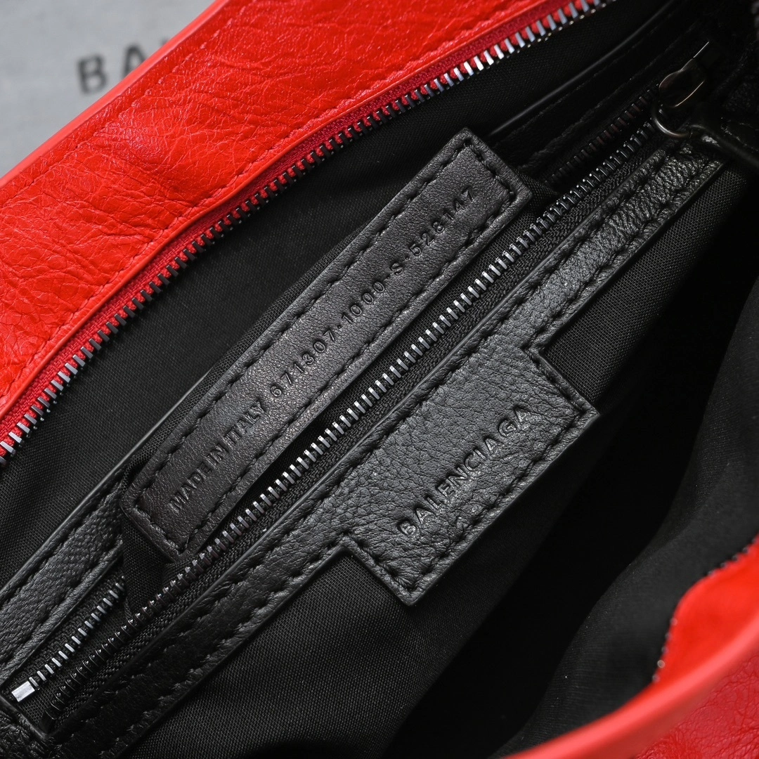 Stretchable Balenciaga 2024 Lie City Retro Motorcycle Bag - Medium Size 61088