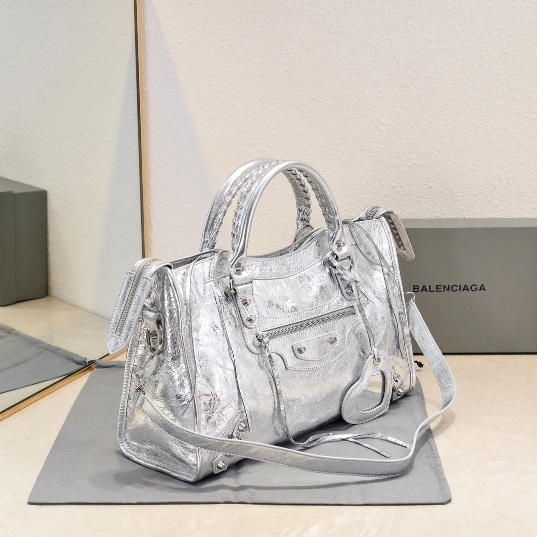 Balenciaga 2024 Lie City Studded Motorcycle Bag - Medium Size Stylish 61034