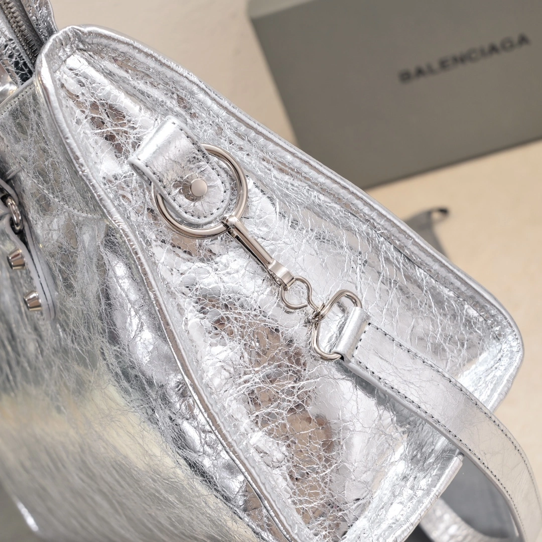 Balenciaga 2024 Lie City Studded Motorcycle Bag - Medium Size Stylish 61034
