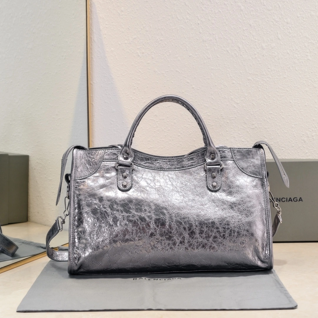 TechFriendly Balenciaga 2024 Lie City Vintage Motorcycle Bag 61078