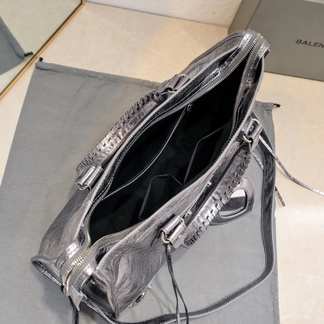 TechFriendly Balenciaga 2024 Lie City Vintage Motorcycle Bag 61078