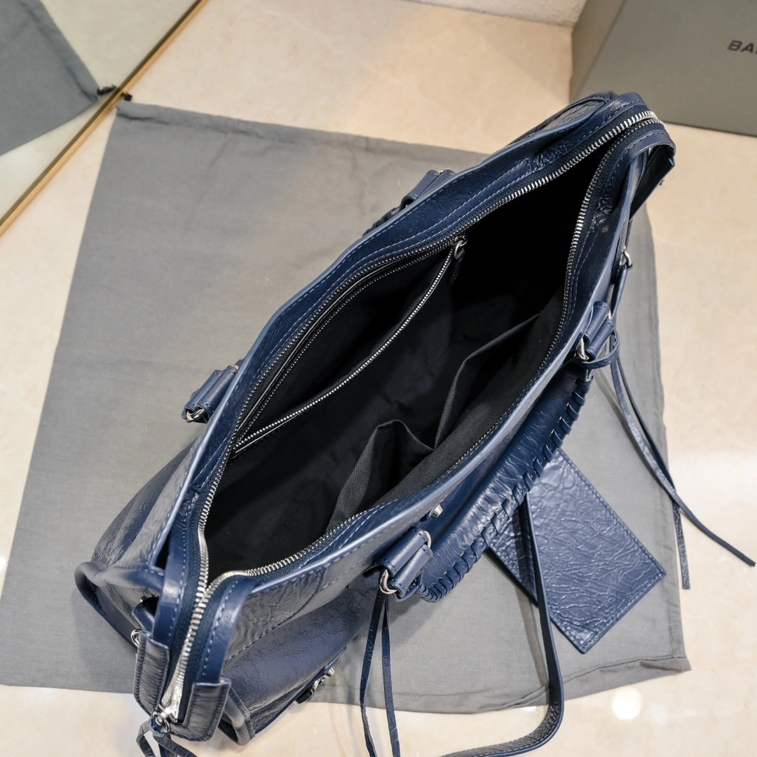 TravelReady Balenciaga 2024 Retro Studded City Motorcycle Bag 61030