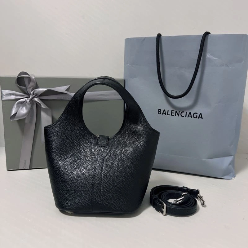 Sporty Balenciaga 2024 Spring Locker Hobo Bag with Silver Lock 70064
