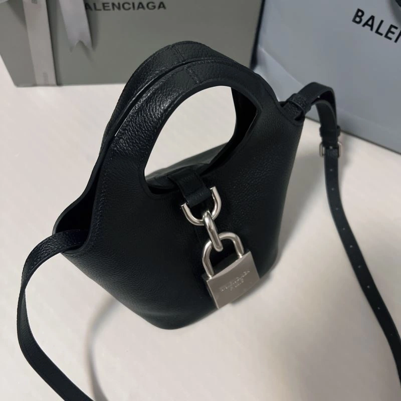 Sporty Balenciaga 2024 Spring Locker Hobo Bag with Silver Lock 70064