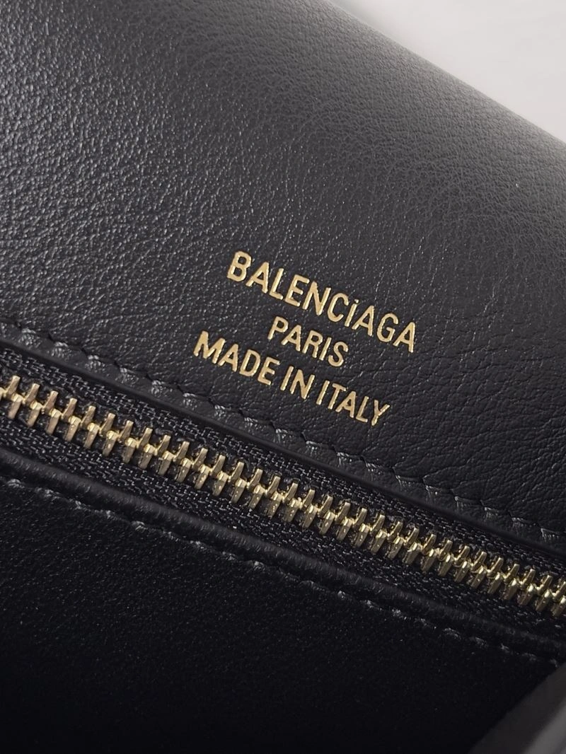 GoAnywhere Balenciaga 2025 Skyscraper-Inspired Deconstructed Hourglass Bag 70053