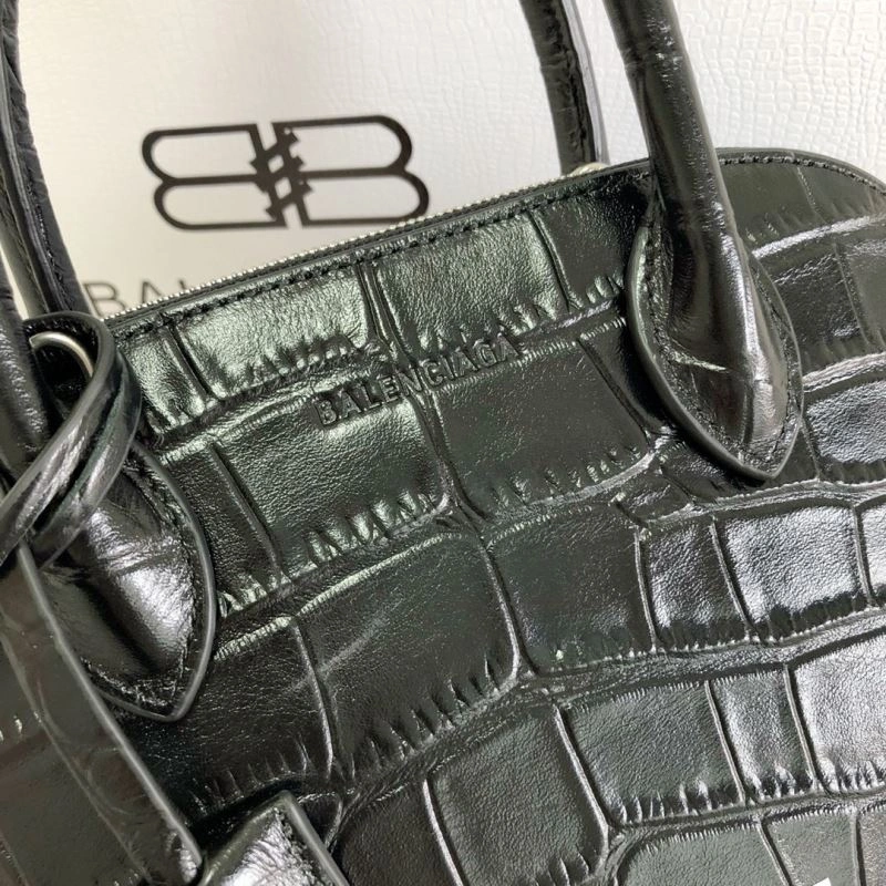 TechFriendly Balenciaga 26cm Black Crocodile Pattern Shell Bag with Strap 78558