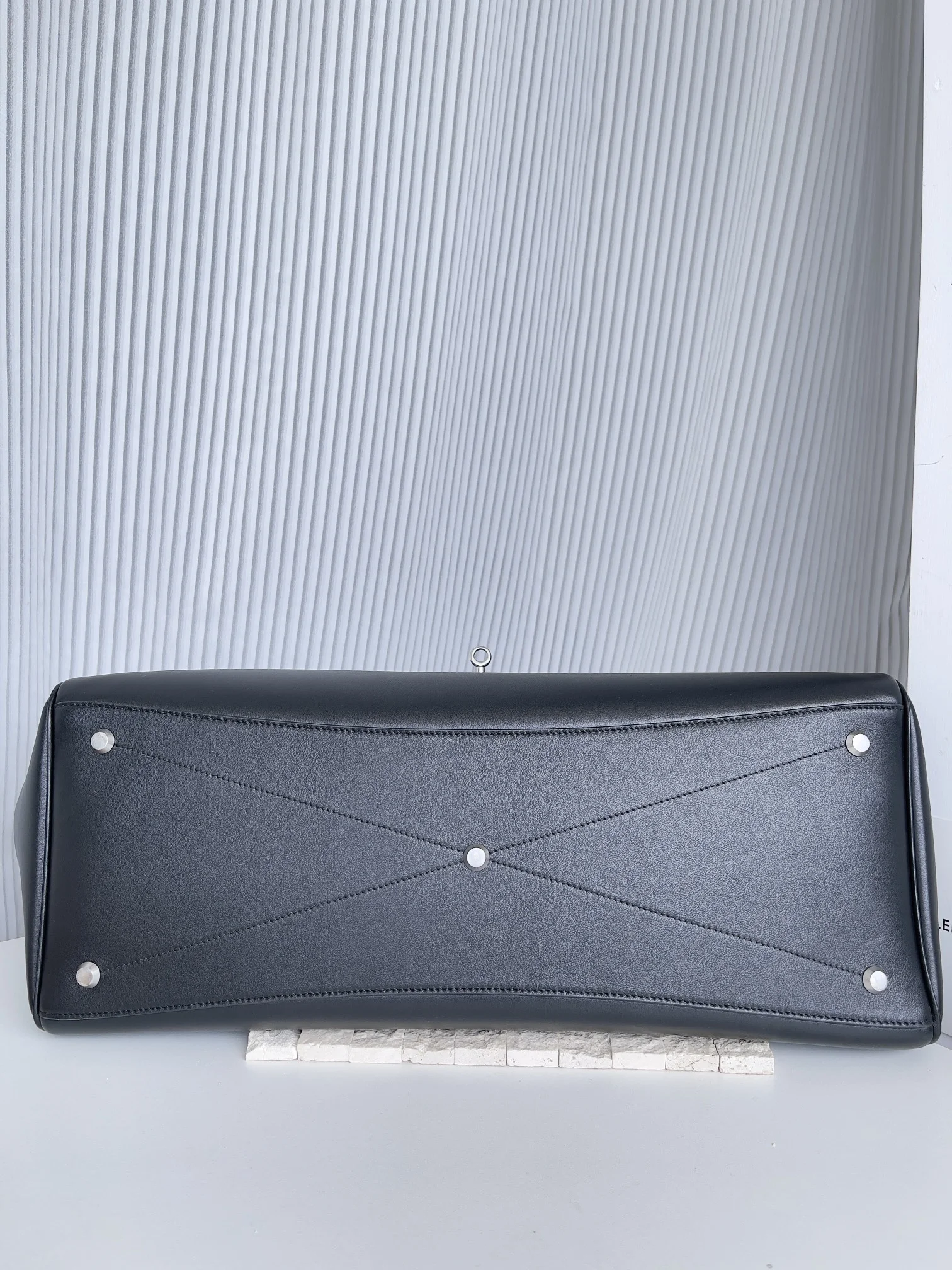 Stretchable Balenciaga Air Large Tote Bag - 51.8 x 61.9 x 23.8 cm 60921