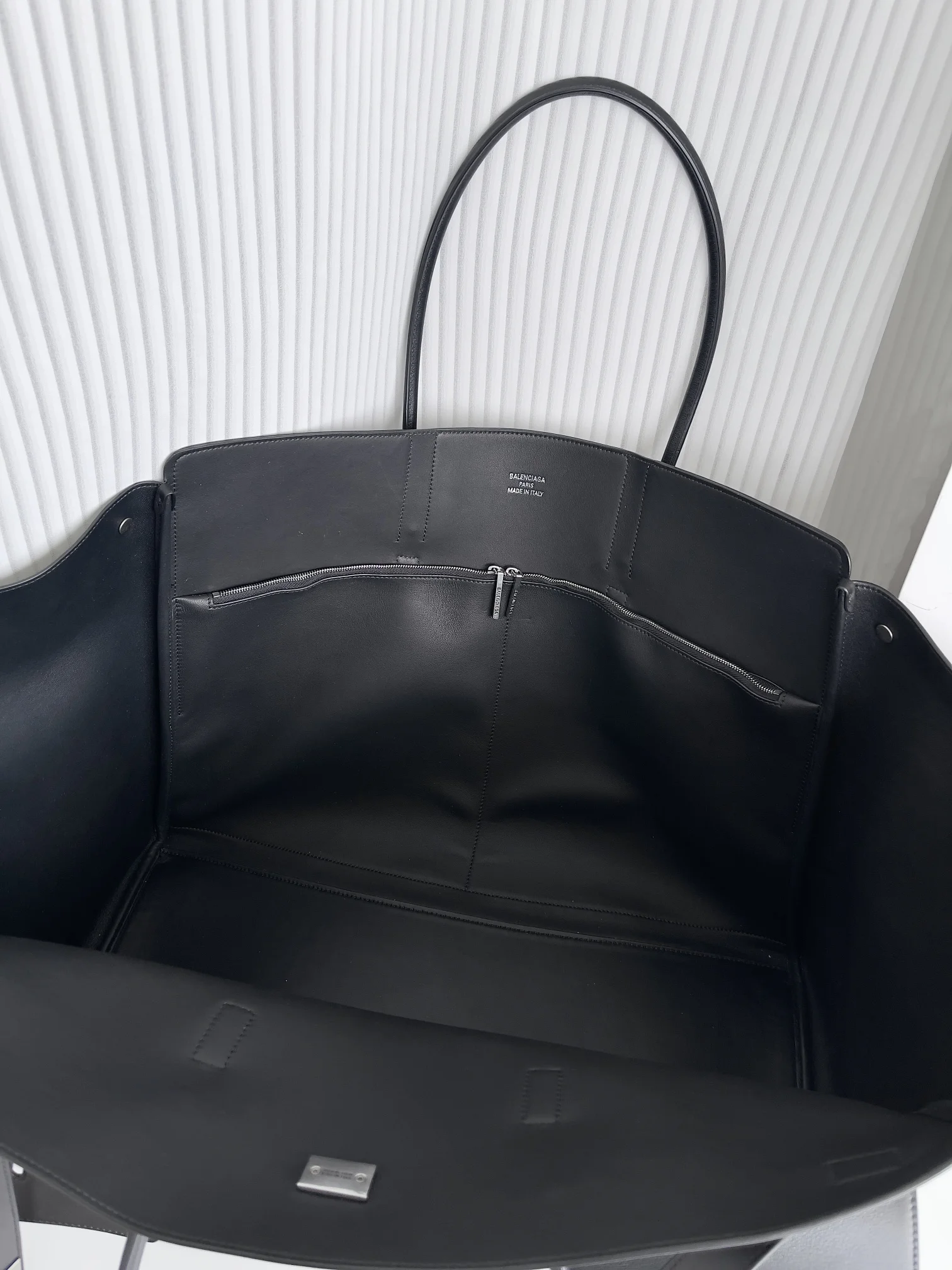 Stretchable Balenciaga Air Large Tote Bag - 51.8 x 61.9 x 23.8 cm 60921