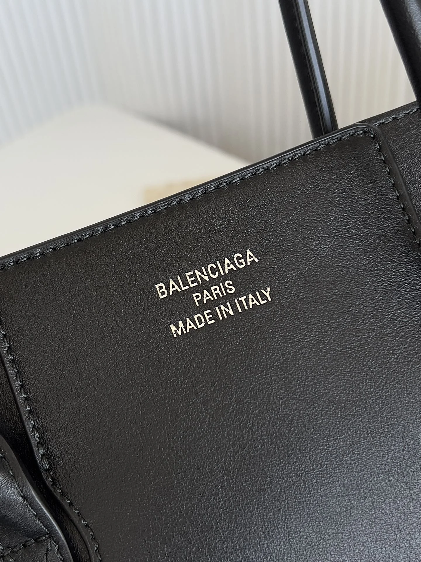Balenciaga Air Messenger Bag - Size 35.9x28.9x16 cm C Casual 60879