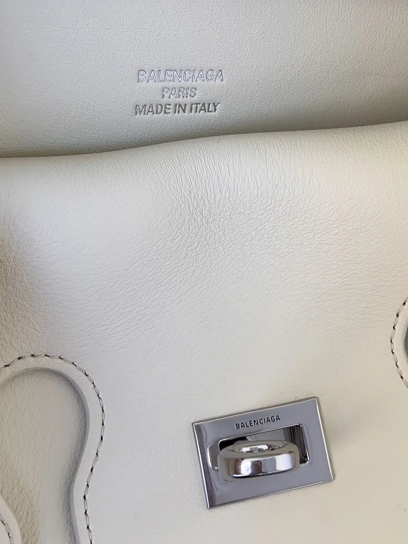 Snug Balenciaga Air Series Soybean Clutch with Detachable Strap 38238