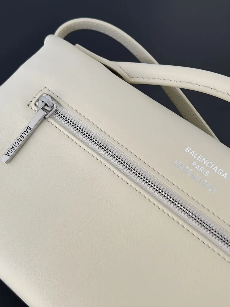 Snug Balenciaga Air Series Soybean Clutch with Detachable Strap 38238