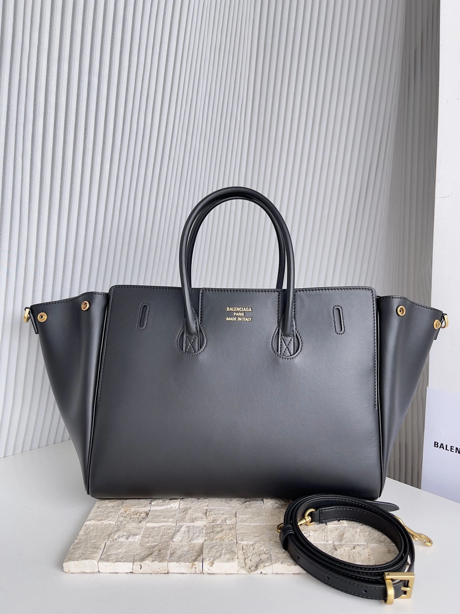 Balenciaga Air Small Trumpet Bag -  Chic Design MoistureWicking 60869