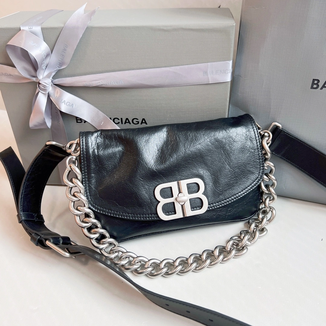 Balenciaga BB  Chain Bag - Small Oil Wax Black Elegance Supportive 60888