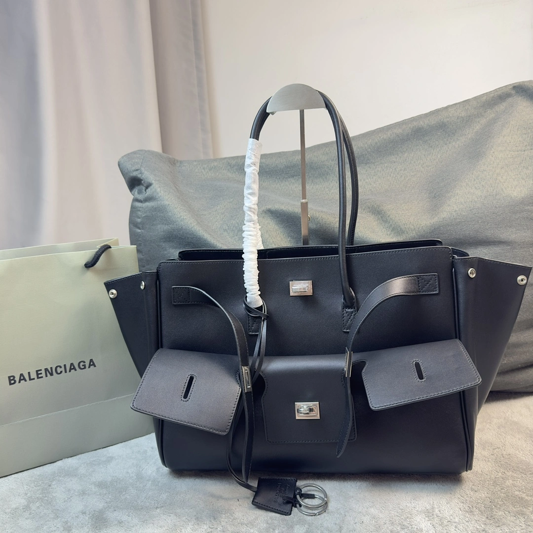MoistureWicking Balenciaga Bel-Air Oversized  Calfskin Bag with Iconic Lock 64667
