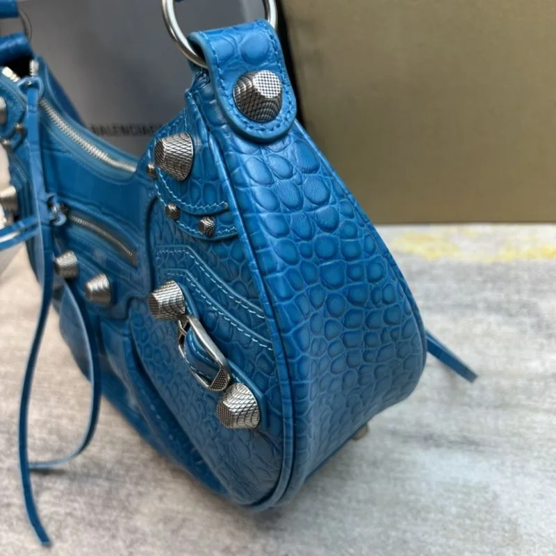 Balenciaga Big Blue Crocodile Half-Moon Motorcycle Style Dumpling Bag Stylish 38353