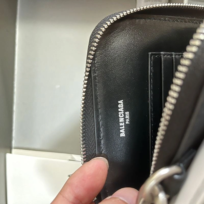 Balenciaga Black Batch Passport Wallet with Detachable Strap Original 69950