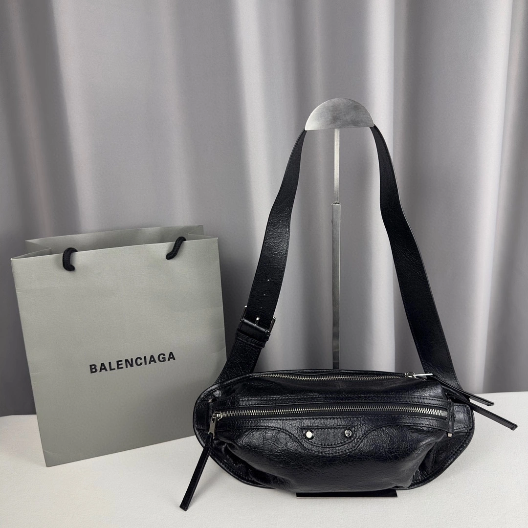 Balenciaga Black Cracked Lambskin Motorcycle Chest Bag AllSeason 60851