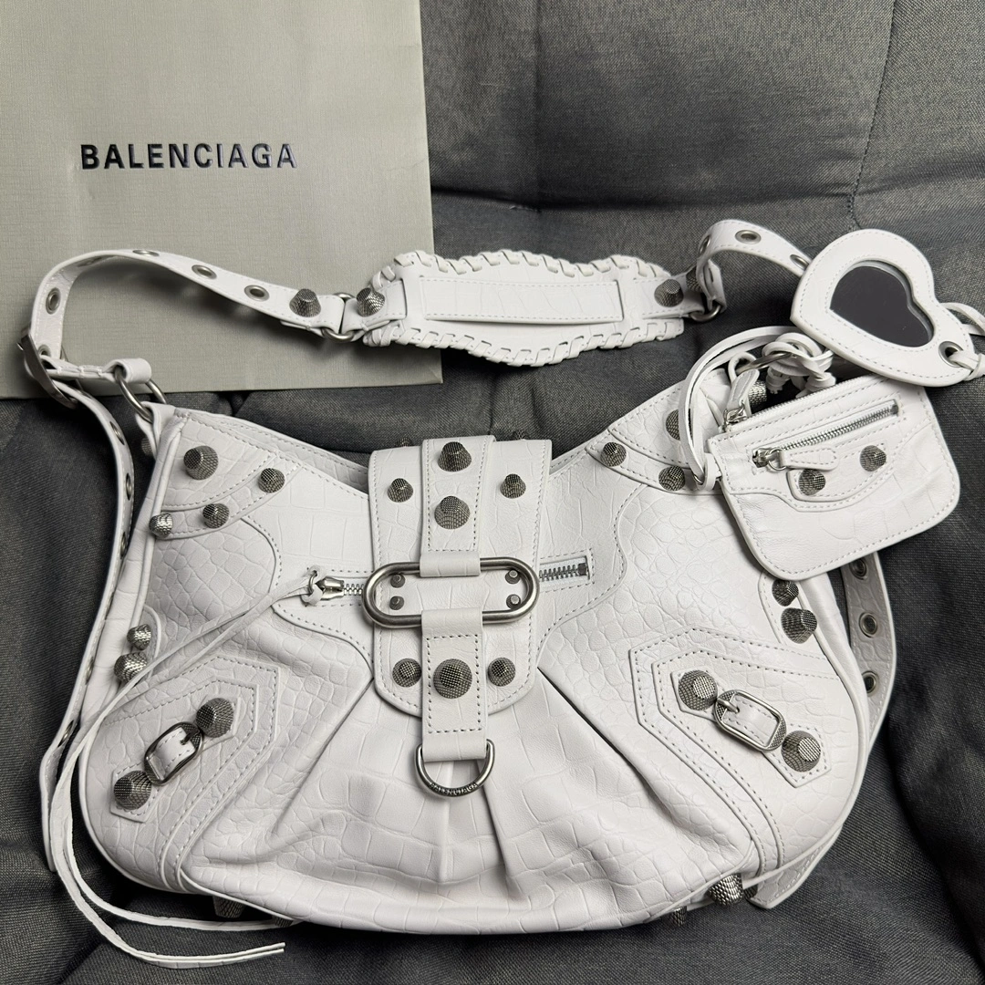 Unique Balenciaga Black Lambskin Le Cagole Half-Moon Underarm Bag 61171