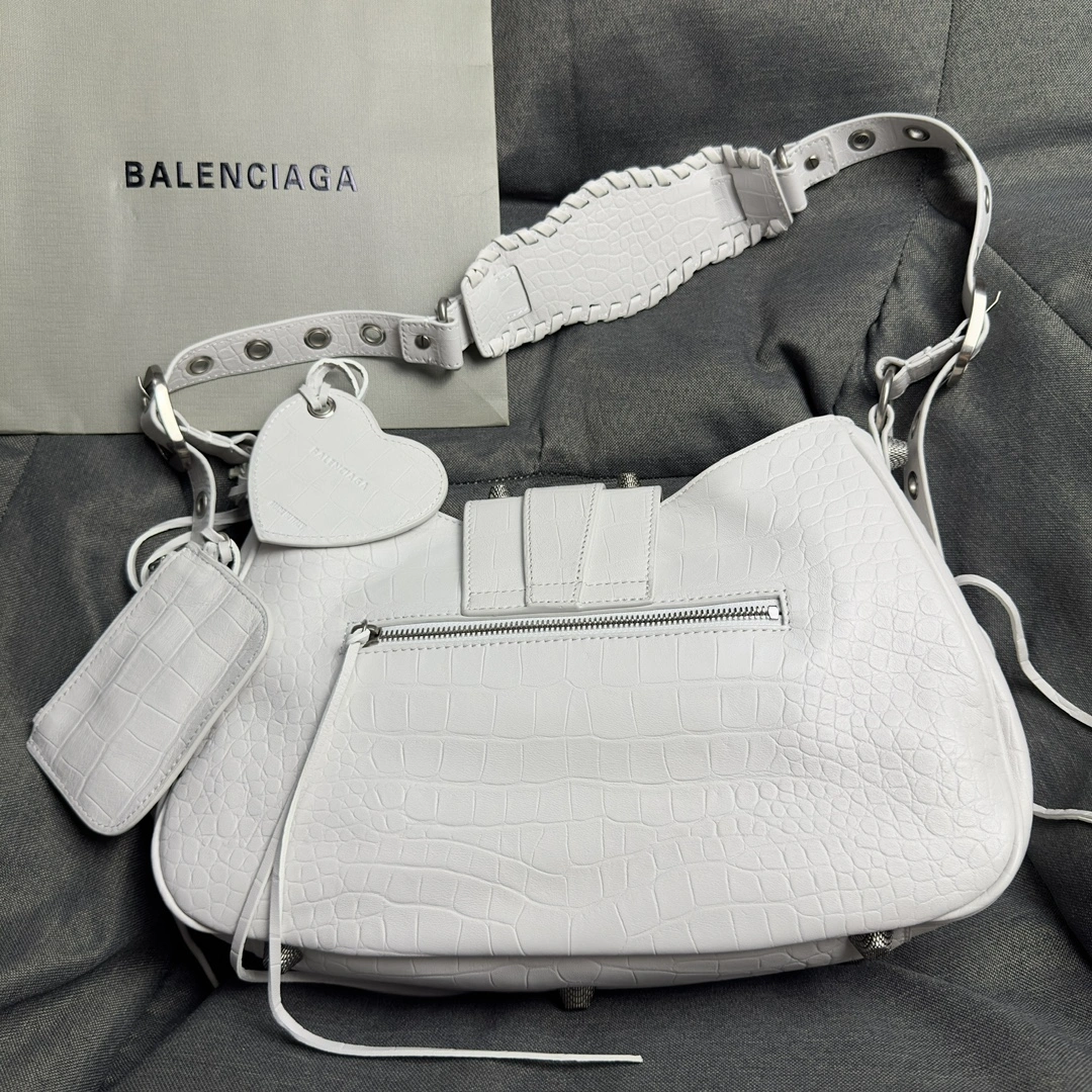 Unique Balenciaga Black Lambskin Le Cagole Half-Moon Underarm Bag 61171