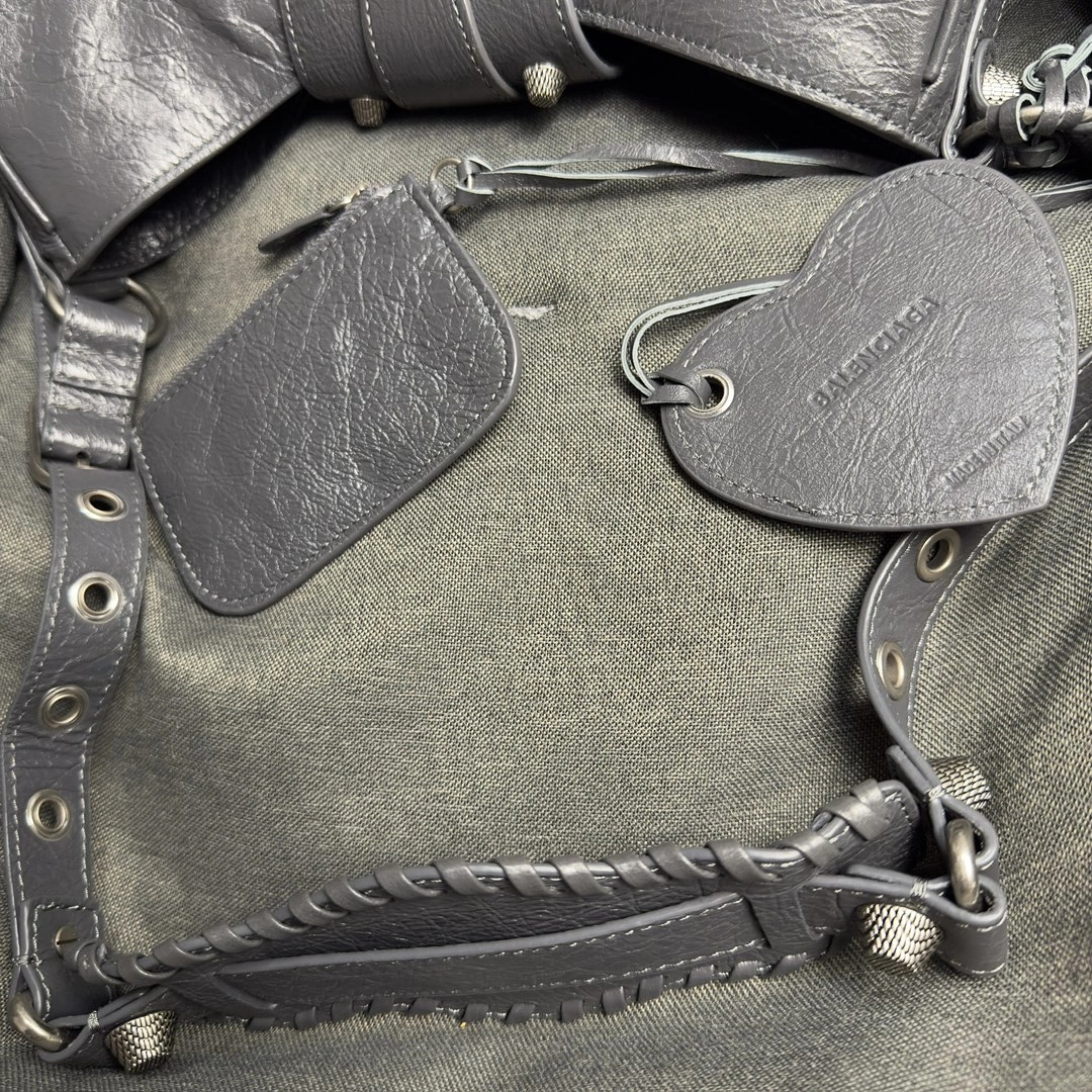 Balenciaga Black Le Cagole Half-Moon Underarm Bag in Lambskin Breathable 61105
