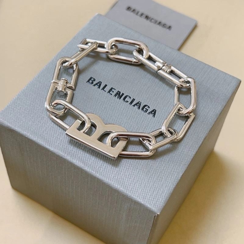 Lightweight Balenciaga Bracelets 215748