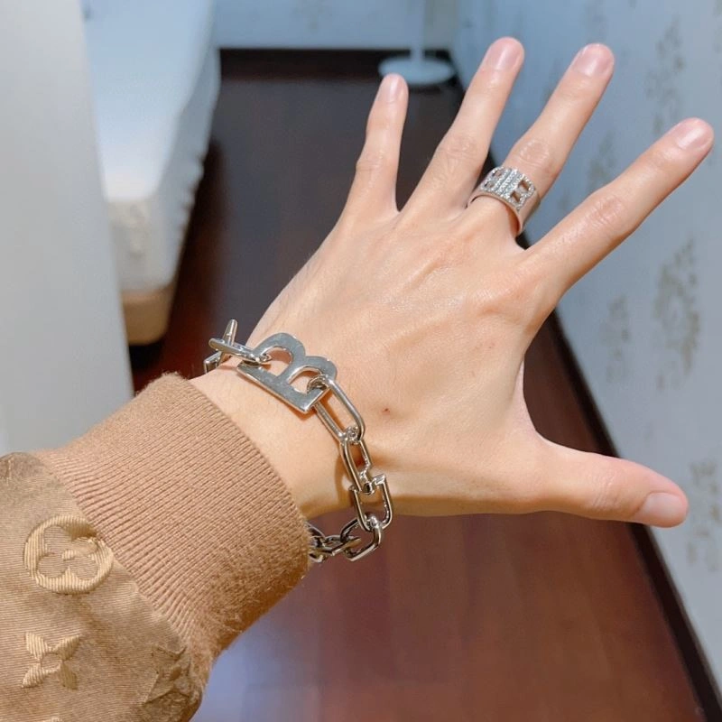 Lightweight Balenciaga Bracelets 215748
