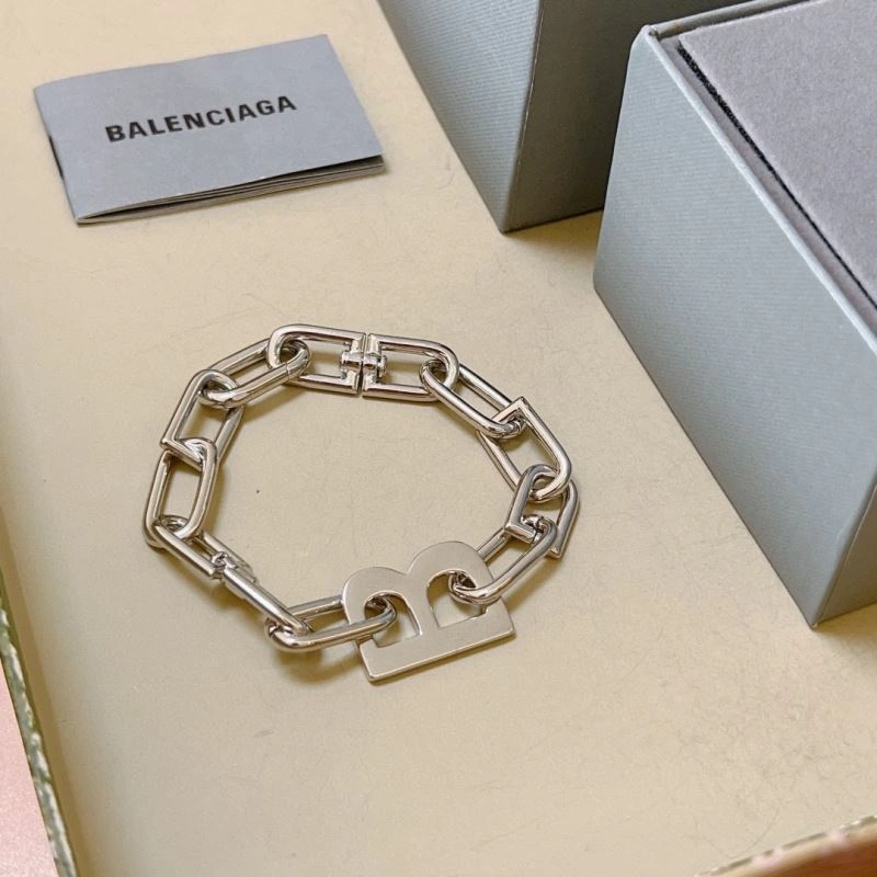 Lightweight Balenciaga Bracelets 215748