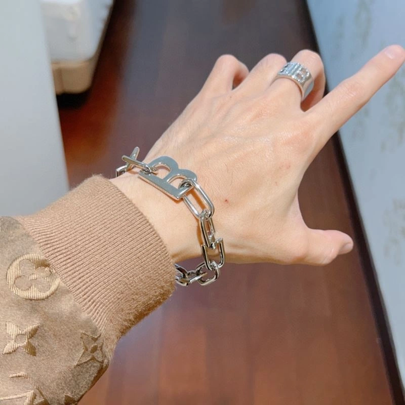 Lightweight Balenciaga Bracelets 215748