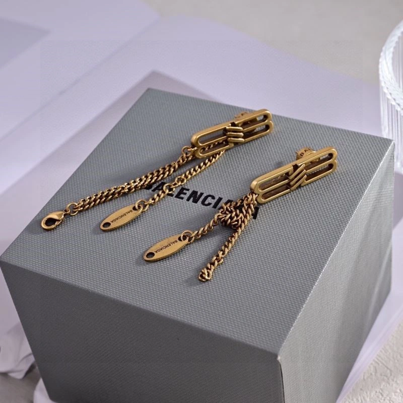 Stylish Balenciaga Bracelets 215567