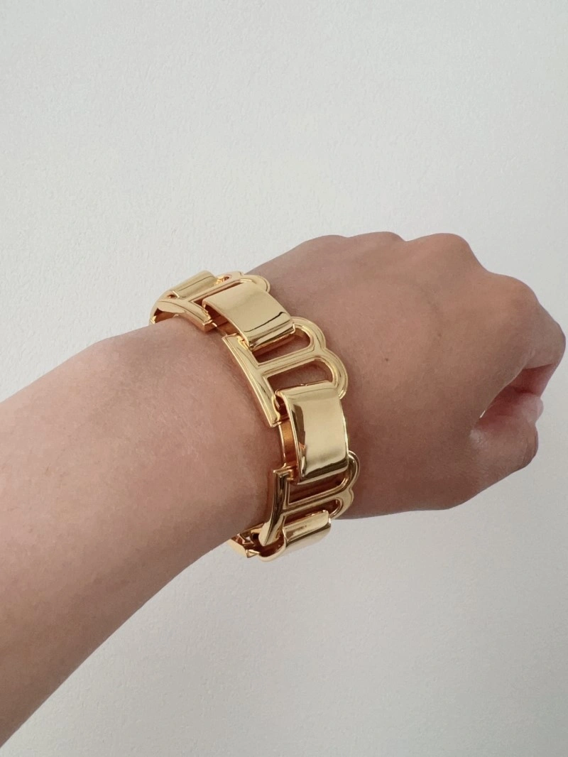 Fashionable Balenciaga Bracelets 215491