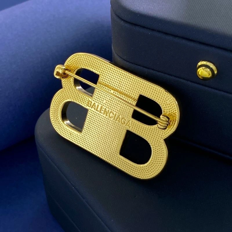 Balenciaga Brooches Upgraded 215741