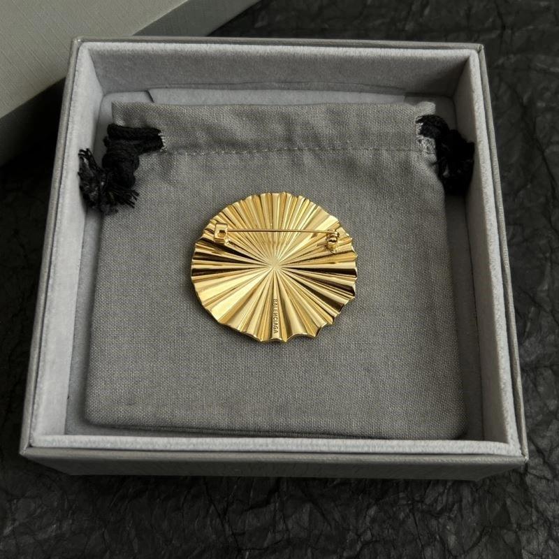 Premium Balenciaga Brooches 215545