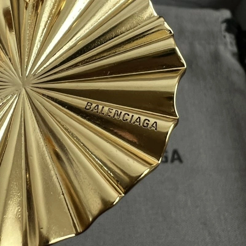 Premium Balenciaga Brooches 215545