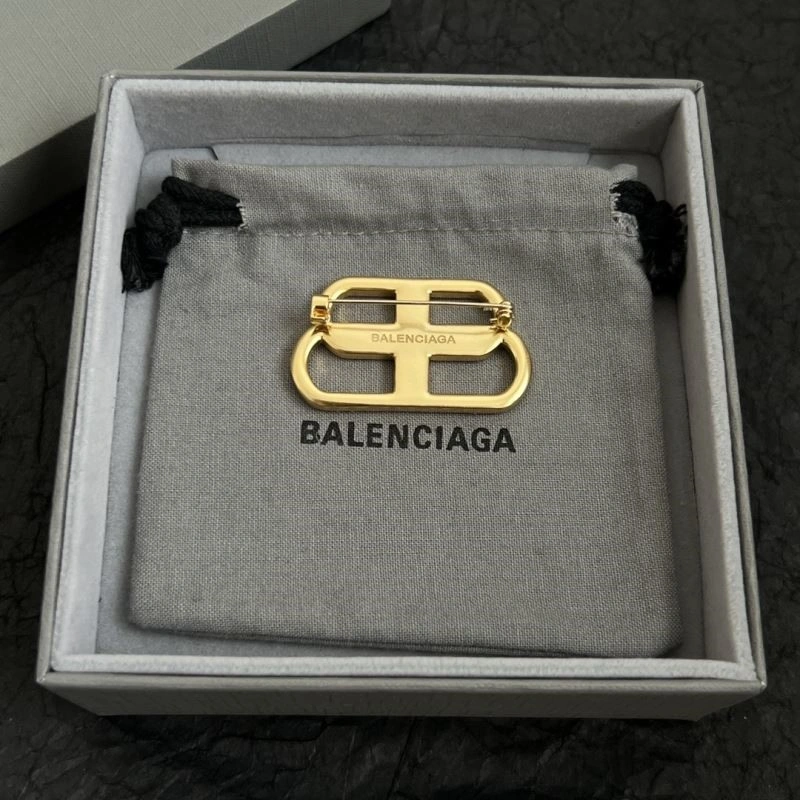 Attractive Balenciaga Brooches 215541