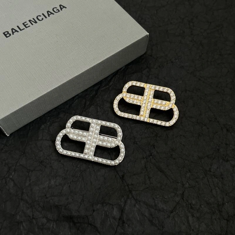 SmoothTexture Balenciaga Brooches 215543