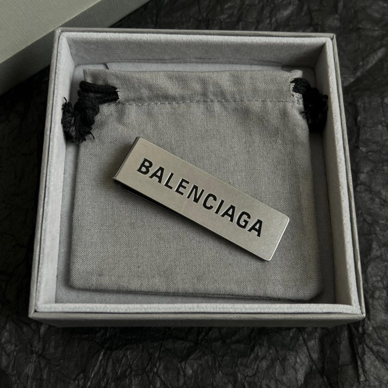 Balenciaga Brooches Premium 215460