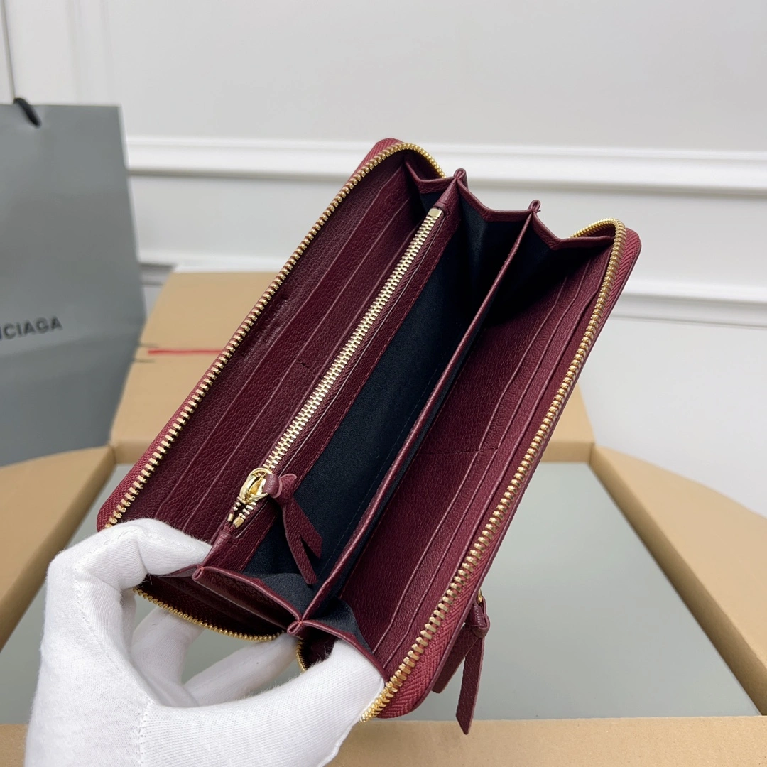 Lightweight Balenciaga Burgundy Vintage Leather Motorcycle Wallet with Heart Design 60830