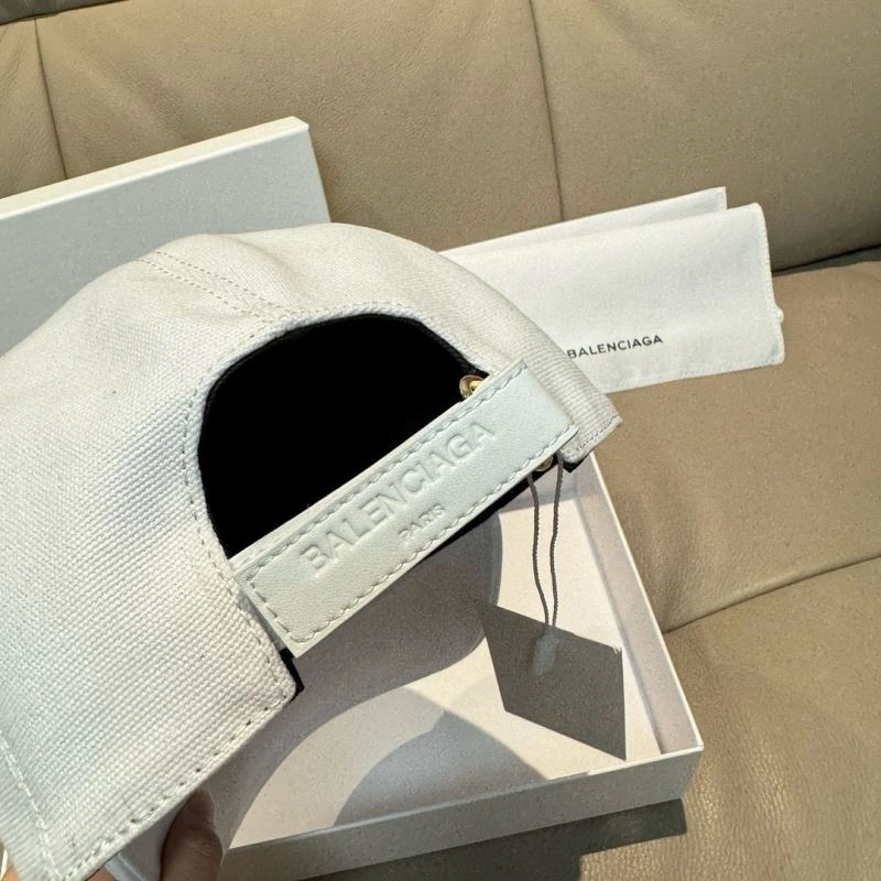 Balenciaga Caps Lightweight 261557