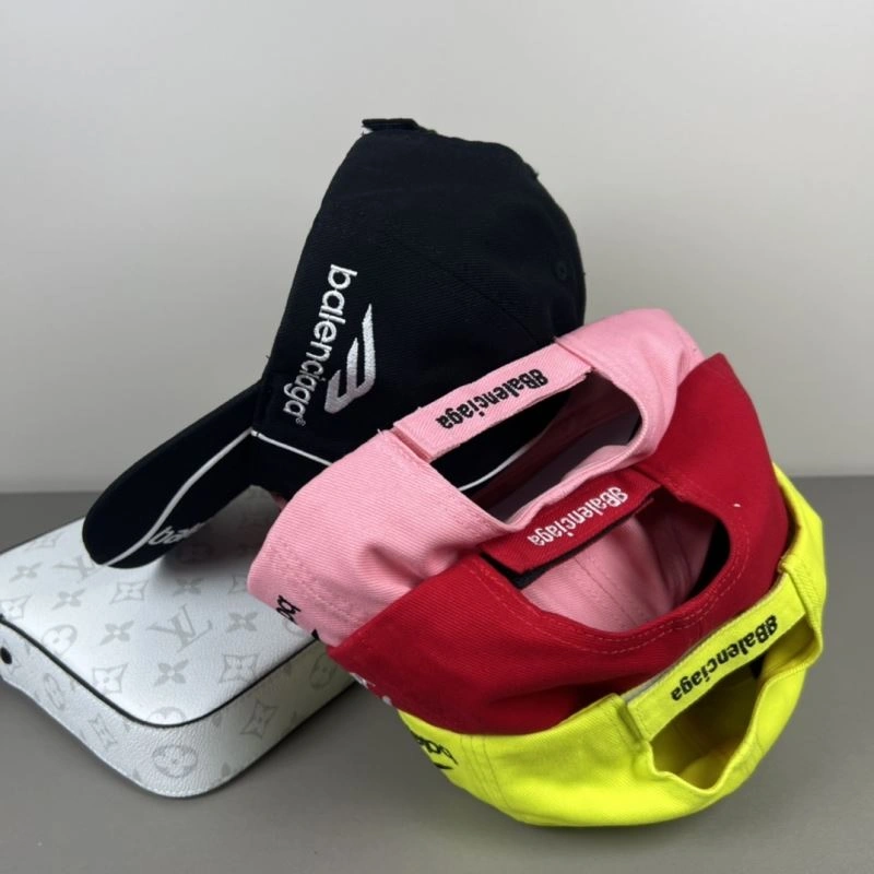Balenciaga Caps Fashionable 260878