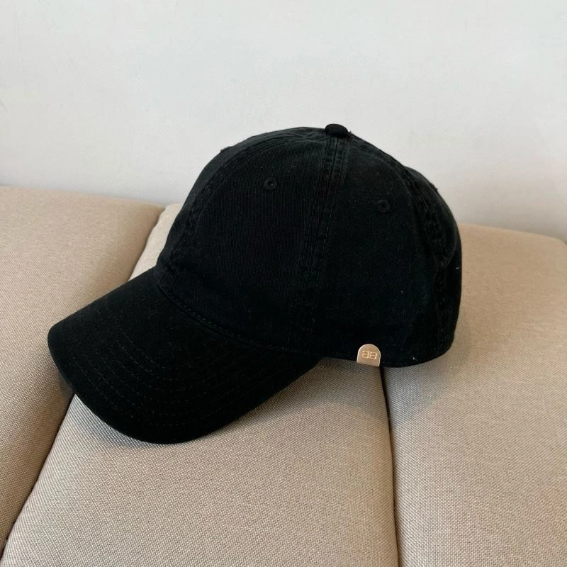 Balenciaga Caps Contemporary 260872