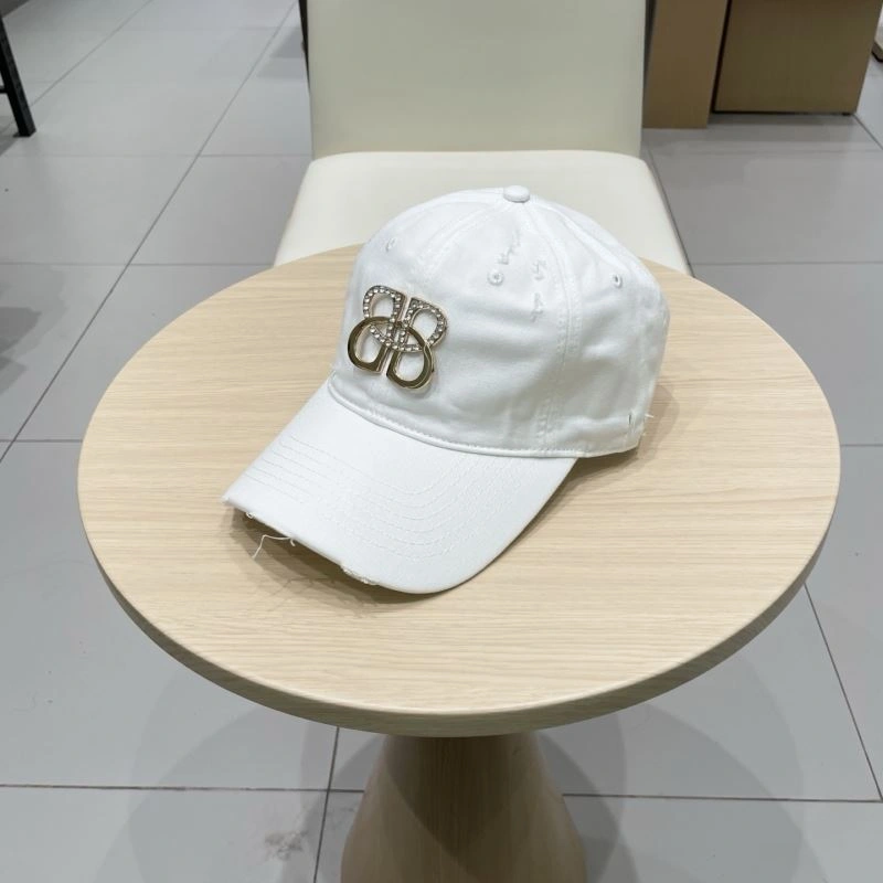 Balenciaga Caps MultiPurpose 260860