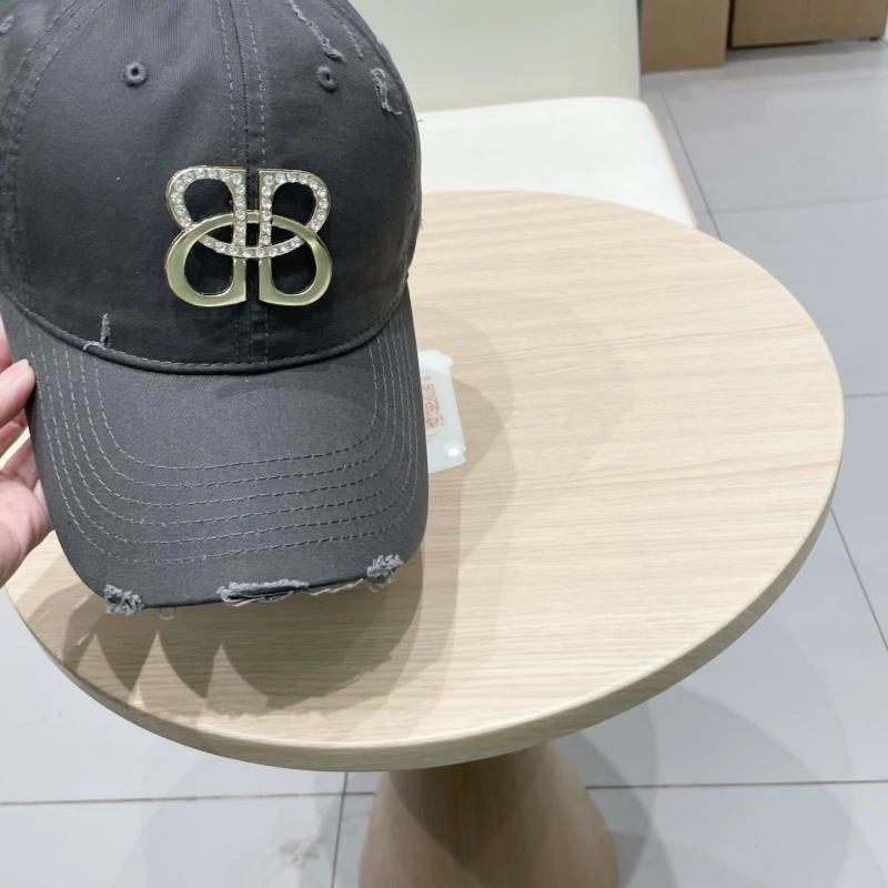 Premium Balenciaga Caps 260851