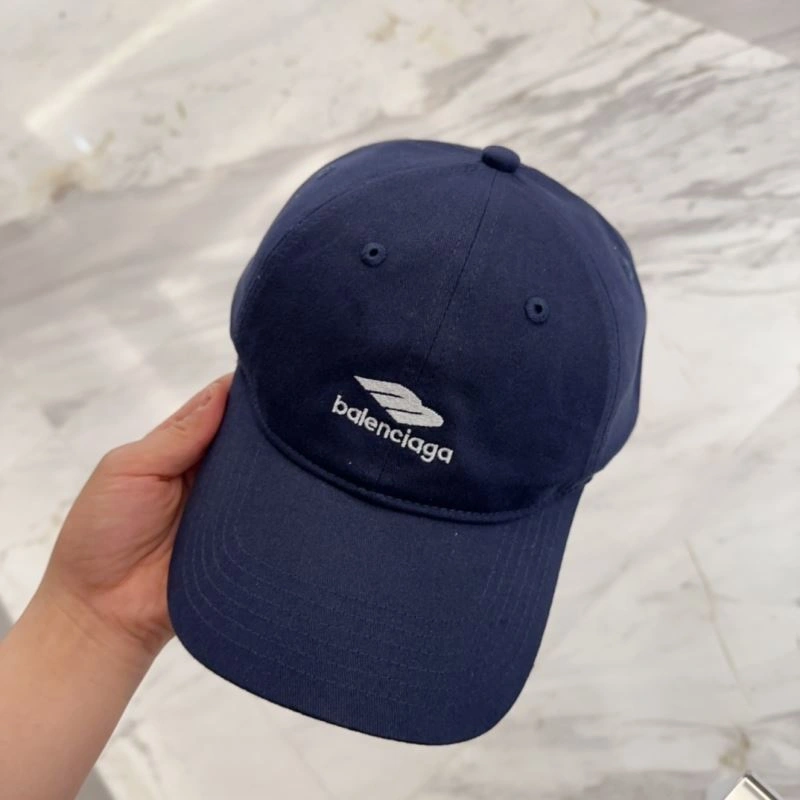 Balenciaga Caps UrbanChic 260825
