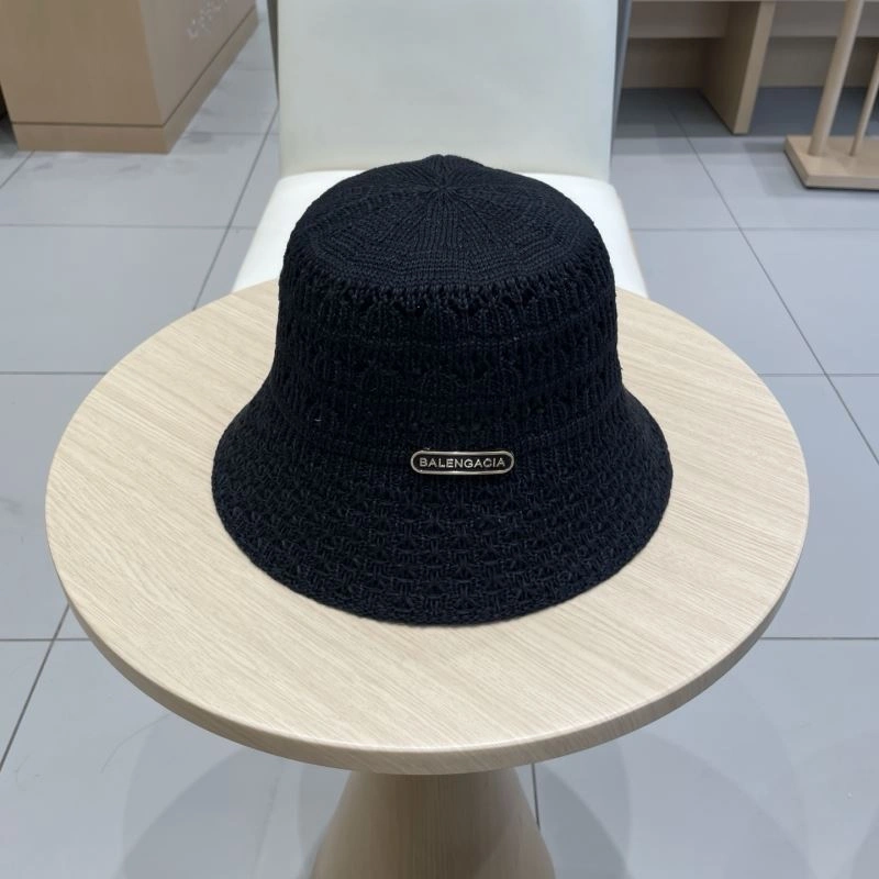 Balenciaga Caps Chic 260832