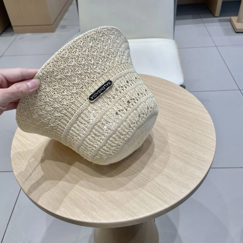 Balenciaga Caps UrbanChic 260822