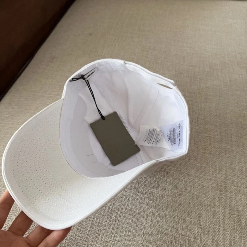 Breathable Balenciaga Caps 260833